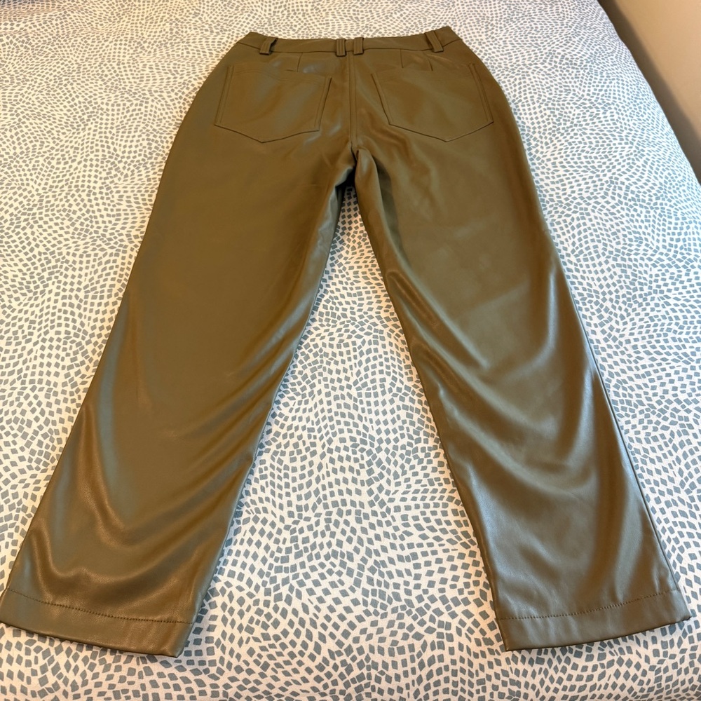 Topshop | Olive Green Vegan Leather Pleated Pants - Picture 2 of 7